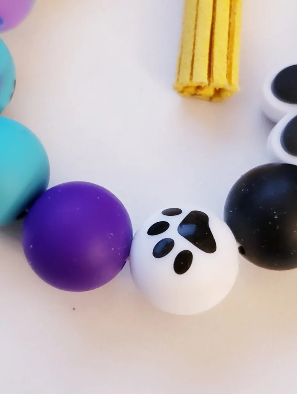 Handmade Cat Dog Paw Silicone Focal Beaded Keychain Wristlet